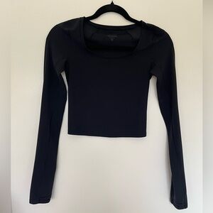 Athleta Transcend Black Long Sleeve Crop Top